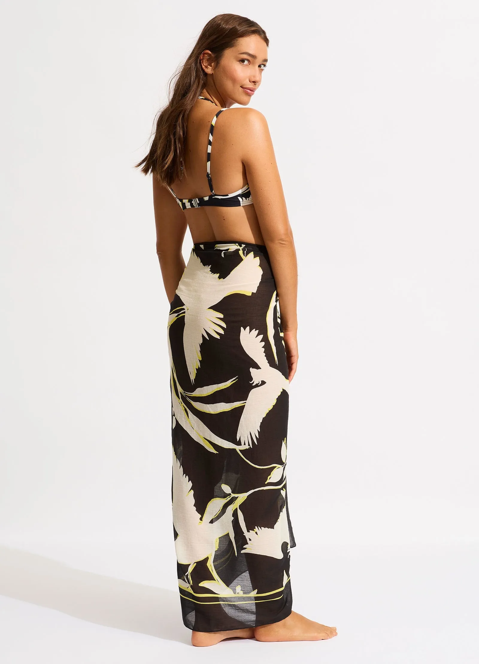 Birds Of Paradise Sarong - Black